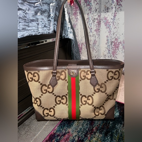 Gucci Handbags - Gucci Jumbo GG Ophidia Tote✨❤️